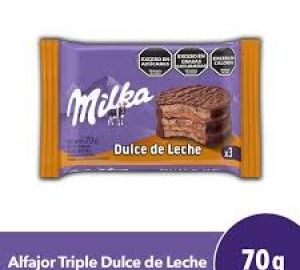 Alfajor Milka triple dulce de leche